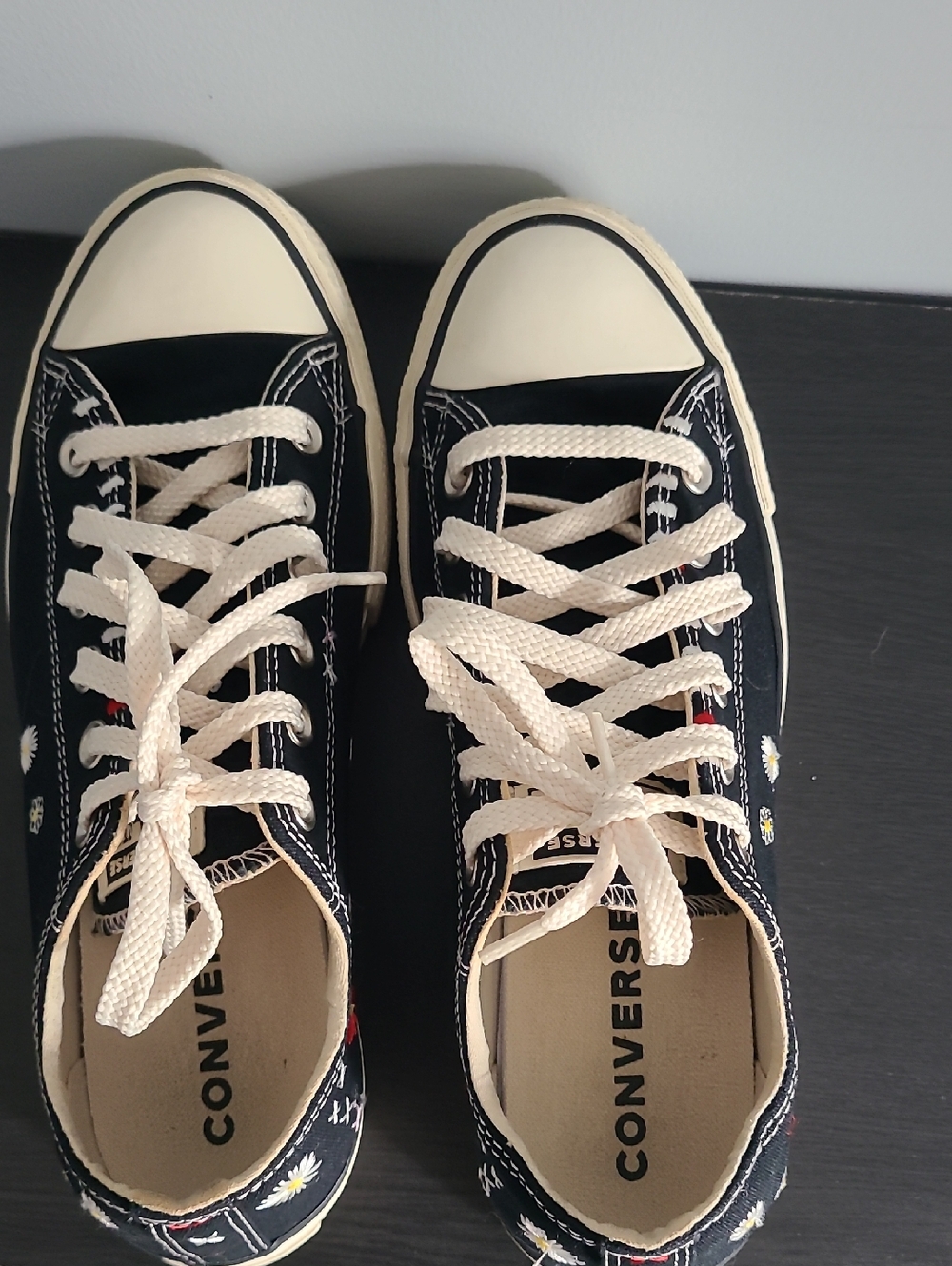 Converse Chuck Taylor All Star Lift Low Daisy Embroidery Black Size 8.5 567994C - Picture 6 of 12